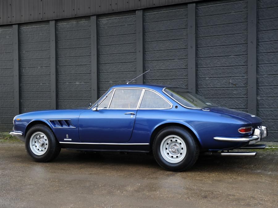  Ferrari 330 GTC 1966 года  (UK) (фото 12 из 18)